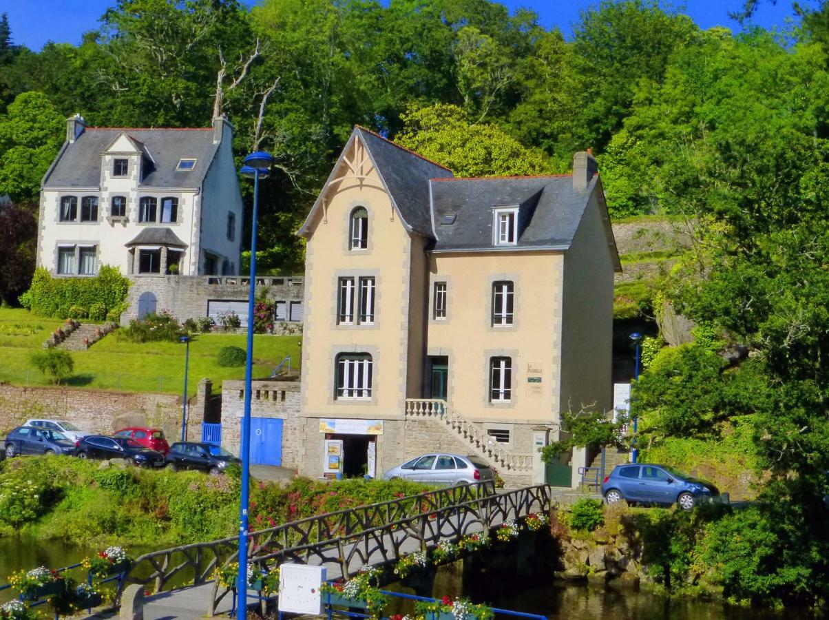 La Passerelle de Pont-Aven Esterno foto